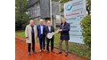 Insolvenzverwalter Axel Gerbers übergibt mit symbolischem Schlüssel das Krankenhaus Norderney